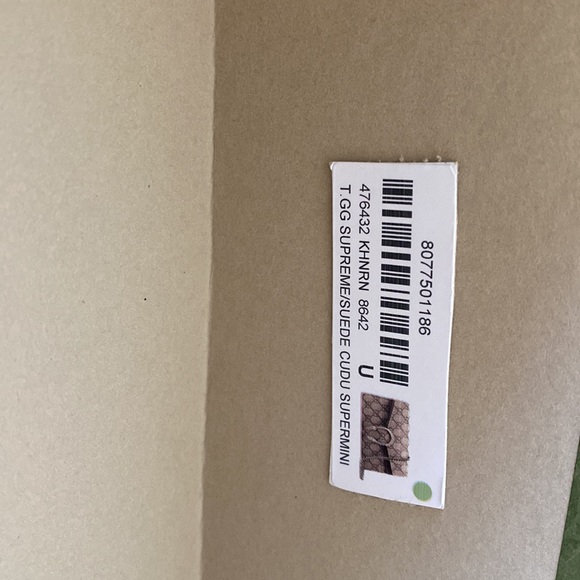 Super Mini Gucci bag, excellent condition, comes with box and paperwork - Picture 6 of 6